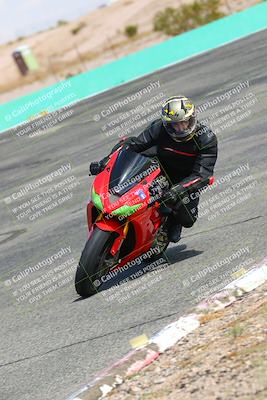 media/Oct-15-2022-TrackXperience (Sat) [[8f70b8b0be]]/Group 2/session 4 turn 1/